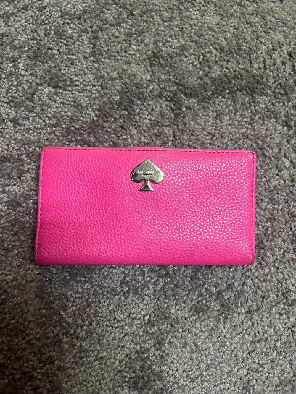 kate spade bright pink pebbled leather continental wallet